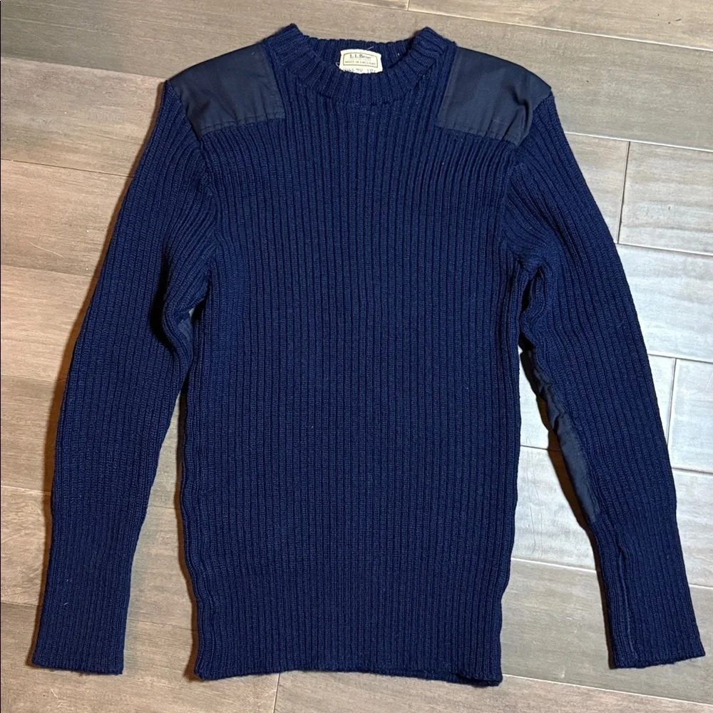 VTG L.L. Bean Made in England 100% Wool Commando Sweater Navy Blue 46